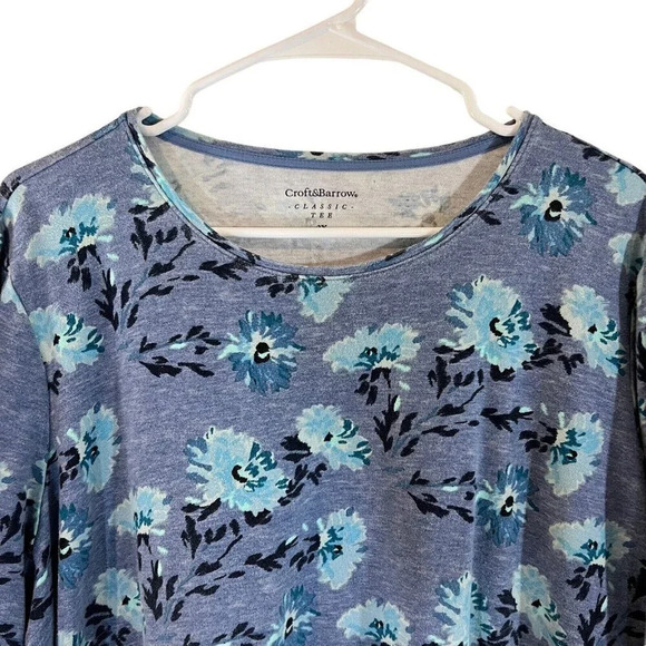 Croft & Barrow Classic Tee Plus 2X Dusty Blue Flower Pattern 100% Cotton Knit - Picture 3 of 5